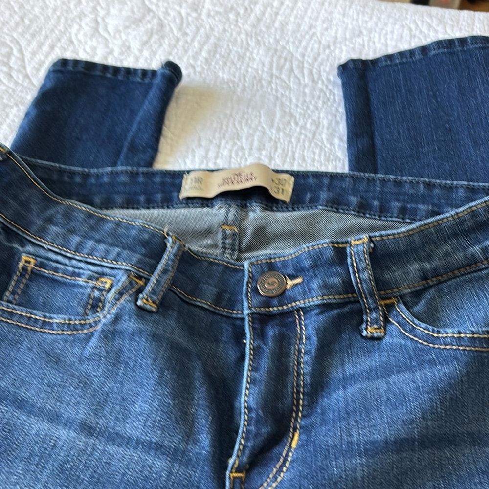 Hollister size 11R/ W30/L31